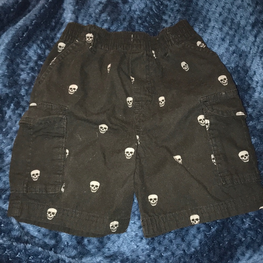 Size-3T shorts